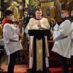 25.12.2020 Sandomierz. Pasterka w bazylice katedralnej / ks. Wojciech Kania