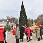 04.12.2020. Końskie. Oficjalne rozświetlenie choinki miejskiej / Magdalena Galas-Klusek / Radio Kielce