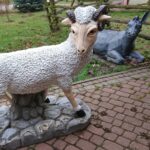 19.12.2020. Kałków.Szopka plenerowa i zwierzęta z mini zoo / Anna Głąb / Radio Kielce