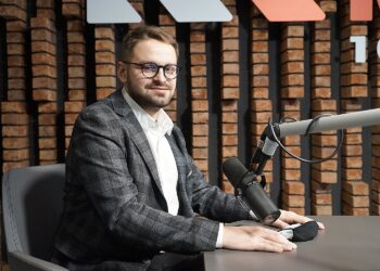 Bartłomiej Orzeł, pełnomocnik Prezesa Rady Ministrów ds. programu Czyste Powietrze / Robert Felczak / Radio Kielce