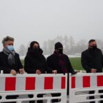 11.12.2020. Czałczyn gmina Łopuszno. Otwarcie obwodnicy w ciągu wyremontowanej drogi Łopuszno - Radoszyce. Na zdjęciu (od lewej): senator Krzysztof Słoń PiS, Beata Gryz z firmy STRABAG wykonawcy inwestycji, Andrzej  Bętkowski – marszałek województwa,  Tomasz Jamka - członek zarządu województwa / Michał Kita / Radio Kielce