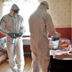 01.12.2020. Łączna. Terytorialsi opiekują się chorymi pensjonariuszami Domu Opieki ,,Liliowy Dworek” / ŚBOT