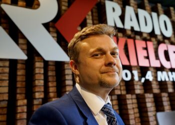 Na zdjęciu: prof. Rafał Zieliński - kierownik Kliniki Otolaryngologii w Wojewódzkim Szpitalu Zespolonym w Kielcach / Piotr Kwaśniewski / Radio Kielce