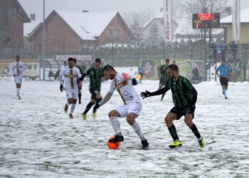 29.11.2020. Łagów. 16. kolejka III ligi: ŁKS Probudex - Stal Stalowa Wola / Kamil Król / Radio Kielce