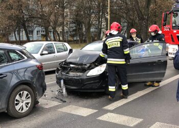 05.12.2020 Kielce. Wypadek na ulicy Jesionowej / Wiktor Taszłow / Radio Kielce