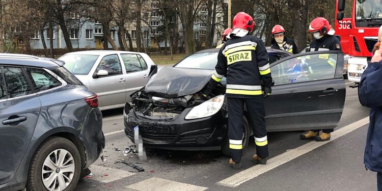 05.12.2020 Kielce. Wypadek na ulicy Jesionowej / Wiktor Taszłow / Radio Kielce