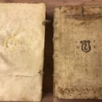 28.12.2020 Sandomierz. Zabytki piśmiennicze biblioteki diecezjalnej / Grażyna Szlęzak-Wójcik / Radio Kielce