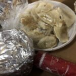 24.12.2020. Sandomierz. Paczki od Caritas Diecezji Sandomierskiej dla potrzebujących / Grażyna Szlęzak-Wójcik / Radio Kielce