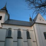 15.11.2020. Chełmce. Kościół świętej Marii Magdaleny i świętego Mikołaja / Robert Felczak / Radio Kielce