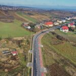 15.12.2020 Kostomłoty Drugie. Wyremontowana droga powiatowa Laskowa / Jarosław Kubalski / Radio Kielce