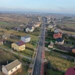 15.12.2020 Kostomłoty Drugie. Wyremontowana droga powiatowa Laskowa / Jarosław Kubalski / Radio Kielce