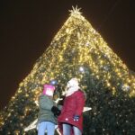 06.12.2020 Kielce. Włączenie iluminacji choinki na Rynku / Jarosław Kubalski / Radio Kielce