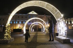 06.12.2020 Kielce. Iluminacja świąteczna / Jarosław Kubalski / Radio Kielce