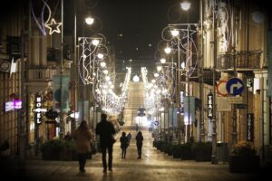 06.12.2020 Kielce. Iluminacja świąteczna / Jarosław Kubalski / Radio Kielce