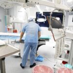 07.12.2020 Kielce. Wojewódzki Szpital Zespolony. Sala hybrydowa do wykonywania zabiegów z zakresu chirurgii naczyniowej / Jarosław Kubalski / Radio Kielce