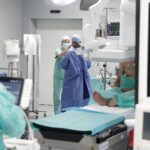 07.12.2020 Kielce. Wojewódzki Szpital Zespolony. Sala hybrydowa do wykonywania zabiegów z zakresu chirurgii naczyniowej / Jarosław Kubalski / Radio Kielce