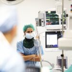 07.12.2020 Kielce. Wojewódzki Szpital Zespolony. Sala hybrydowa do wykonywania zabiegów z zakresu chirurgii naczyniowej / Jarosław Kubalski / Radio Kielce