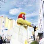 06.12.2020 Kielce. Świętokrzyskie Centrum Pediatrii. Mikołajki. Małych pacjentów odwiedzili aktorzy Teatru Lalki i Aktora "Kubuś" / Jarosław Kubalski / Radio Kielce