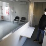 06.12.2020 Kielce. Wojewódzki Szpital Zespolony. Izolatki przy SOR / Jarosław Kubalski / Radio Kielce