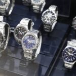 09.12.22020 Kielce. Prezenty pod choinkę. Zegarki / Jarosław Kubalski / Radio Kielce