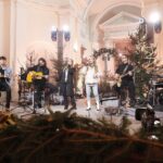 11.12.2020. Święty Krzyż. Próba do koncertu kolęd. Zespół PECTUS i Siostry Szlachta / Jarosław Kubalski / Radio Kielce