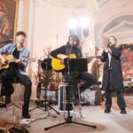 11.12.2020. Święty Krzyż. Próba do koncertu kolęd. Zespół PECTUS i Siostry Szlachta / Jarosław Kubalski / Radio Kielce