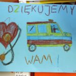 17.12.2020 Kielce. Dzieci z przedszkola nr 25 namalowały dla słowackich lekarzy rysunki. Przekazano je słowackiemu dyplomacie, byłemu Konsulowi Generalnemu Republiki Słowackiej w Krakowie / Jarosław Kubalski / Radio Kielce