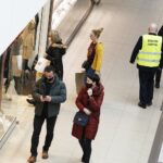 19.12.2020 Kielce. Galeria handlowa Echo. Zakupy / Jarosław Kubalski / Radio Kielce