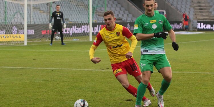 13.12.2020. Kielce. 17. kolejka Fortuna 1 Ligi: Korona Kielce - Radomiak Radom / Wiktor Taszłow / Radio Kielce