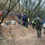 Męczennice. Prace wydobywcze wraku samolotu IŁ-2 / Emilia Sitarska / Radio Kielce