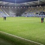 02.12.2020. Gdynia. Stan murawy uniemożliwił rozegranie meczu Arka - Korona / Krzysztof Bujnowicz / Radio Kielce