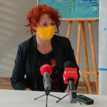 04.12.2020. Ostrowiec Św. Podpisanie porozumienia na rzecz utworzenia Lokalnego Centrum Wolontariatu. Na zdjęciu: Magdalena Salwerowicz - dyrektor MOPS w Ostrowcu Św. / Emilia Sitarska / Radio Kielce