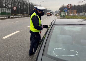 24.12.2020. Kielce. Kontrola drogowa na ulicy Ściegiennego / Monika Miller / Radio Kielce