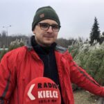 19.12.2020. Sandomierz. Sprzedaż choinek. Przemysław Gryziec - właściciel szkółki jodeł kaukaskich w powiecie jasielskim / Grażyna Szlęzak-Wójcik / Radio Kielce