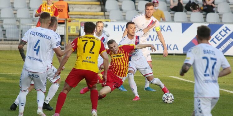 23.06.2020. Kielce. 32. kolejka PKO Ekstraklasy: Korona Kielce - Raków Częstochowa / Wiktor Taszłow / Radio Kielce