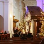 25.12.2020 Święty Krzyż. Szopka / Wiktor Taszłow / Radio Kielce