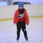 25.12.2020. Kielce. Świąteczny spacer i zabawa na lodowisku / Wiktor Taszłow / Radio Kielce