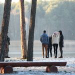 27.12.2020. Cedzyna. Pogoda sprzyja spacerom / Wiktor Taszłow / Radio Kielce