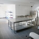 29.12.2020. Białogon. Otwarcie Zakładu Aktywności Zawodnej "Manufaktura Pietraszki" / Wiktor Taszłow / Radio Kielce