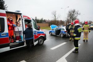 30.12.2020 Kielce. Wypadek na ul. Krakowskiej / Wiktor Taszłow / Radio Kielce