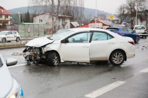 30.12.2020 Kielce. Wypadek na ul. Krakowskiej / Wiktor Taszłow / Radio Kielce