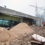 31.12.2020. Nowa Słupia. Budowa Muzeum Starożytnego Hutnictwa w Nowej Słupi / Wiktor Taszłow / Radio Kielce