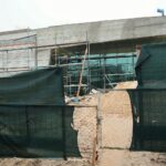 31.12.2020. Nowa Słupia. Budowa Muzeum Starożytnego Hutnictwa w Nowej Słupi / Wiktor Taszłow / Radio Kielce