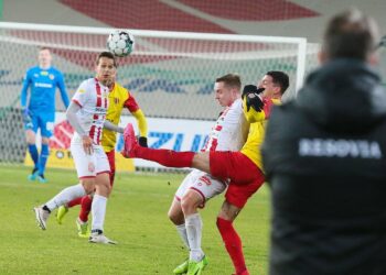 28.11.2020. Kielce. 28.11.2020. Kielce. 14. kolejka Fortuna 1 ligi. Korona Kielce - Resovia Rzeszów / Wiktor Taszłow / Radio Kielce