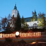 02.12.2020. Ostrowiec Św. Świąteczna iluminacja / Wiktor Taszłow / Radio Kielce