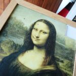 01.12.2020 Podzamcze. Regionalne Centrum Naukowo-Technologiczne. Konferencja na temat nowych eksponatów. „Ruchomy” obraz Leonarda. Swego rodzaju układanka, w której przesuwanie klocków umieszczonych wewnątrz ramy pozwoli na ułożenie kopii obrazu Leonarda. Po jej ułożeniu widoczna będzie kopia obrazu „Mona Lisa” / Wiktor Taszłow / Radio Kielce