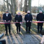 01.12.2020 Podzamcze. Regionalne Centrum Naukowo-Technologiczne. Konferencja na temat nowych eksponatów. Na zdjęciu (od lewej): marszałek Andrzej Bętkowski i Marcin Zawierucha - dyrektor Regionalnego Centrum Naukowo-Technologicznego / Wiktor Taszłow / Radio Kielce