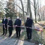 01.12.2020 Podzamcze. Otwarcie po rekonstrukcji 300-letniej alei lipowej / Wiktor Taszłow / Radio Kielce