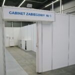 02.12.2020 Kielce. Budowa szpitala tymczasowego w Targach Kielce / Wiktor Taszłow / Radio Kielce