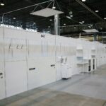 02.12.2020 Kielce. Budowa szpitala tymczasowego w Targach Kielce / Wiktor Taszłow / Radio Kielce